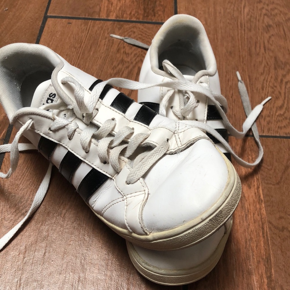 Adidas 3 stripe sneakers shoes AW4409 cloudfoam 8.5
